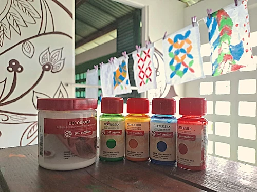 Preserving traditional art: batik workshop